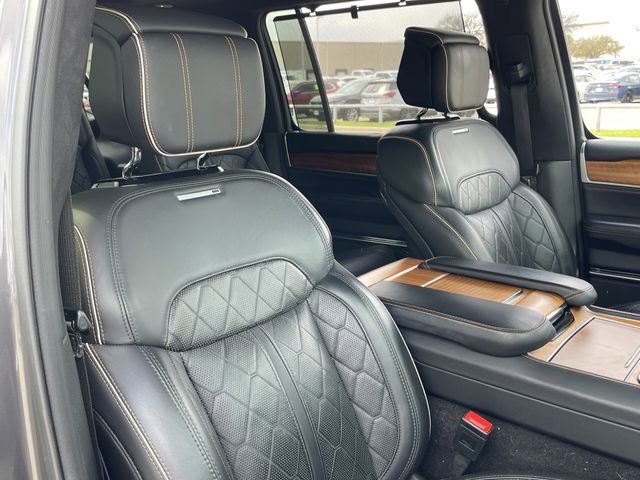 Used 2024 Jeep Grand Wagoneer L Series III image 25