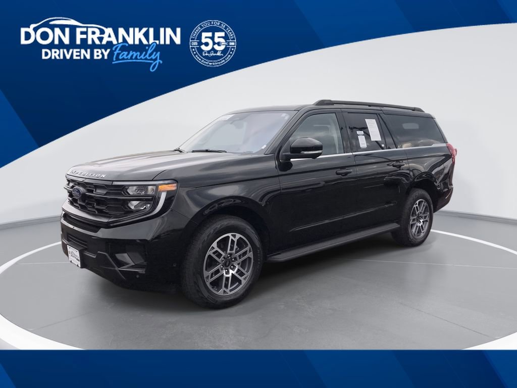Used 2025 Ford Expedition Max Active AWD/4WD image 1