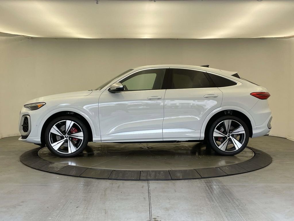 New 2025 Audi SQ5 Premium Plus image 2