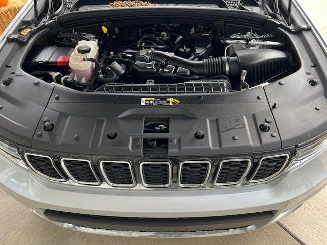 Used 2021 Jeep Grand Cherokee L Limited image 40