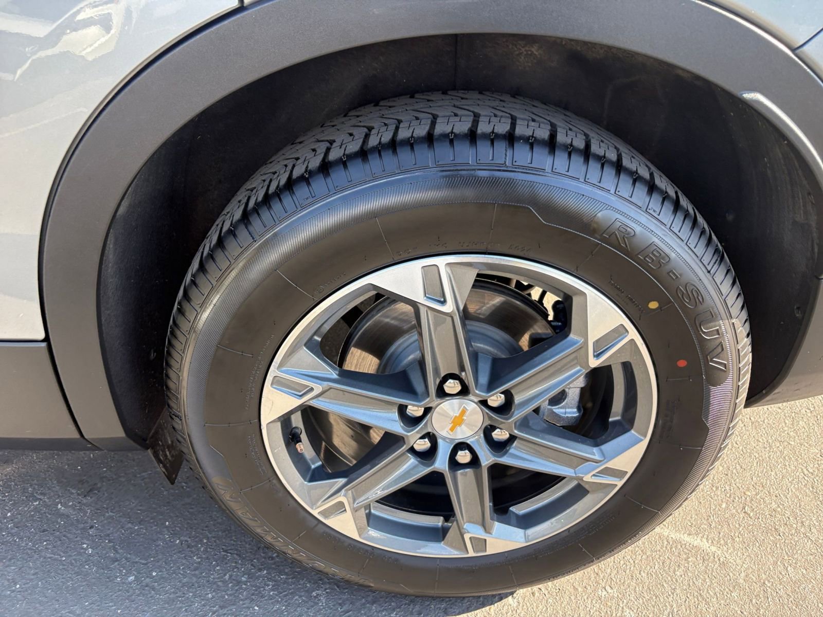 Used 2025 Chevrolet Blazer LT image 32