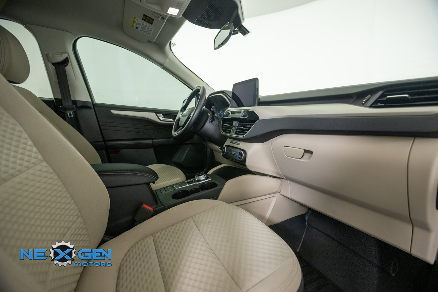 Used 2021 Ford Escape SE FWD image 43