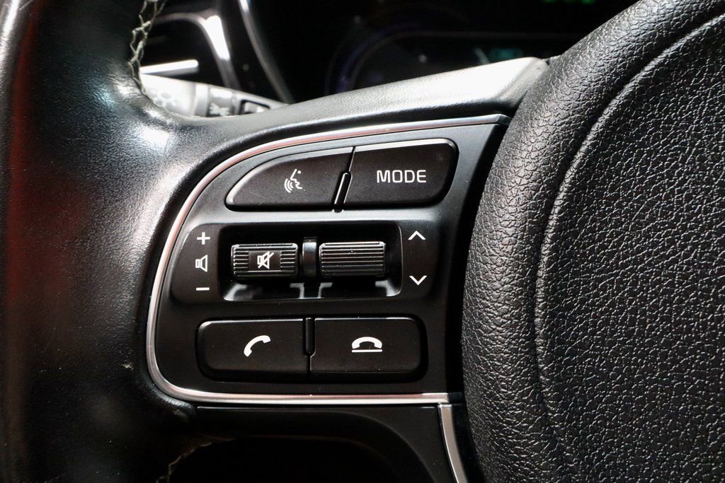 Used 2022 Kia Niro EX w/ Cold Weather Package image 27