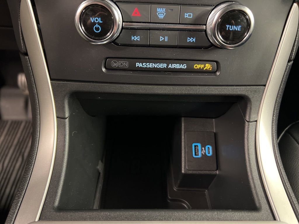 Certified 2024 Ford Edge SEL w/ Convenience Package image 15