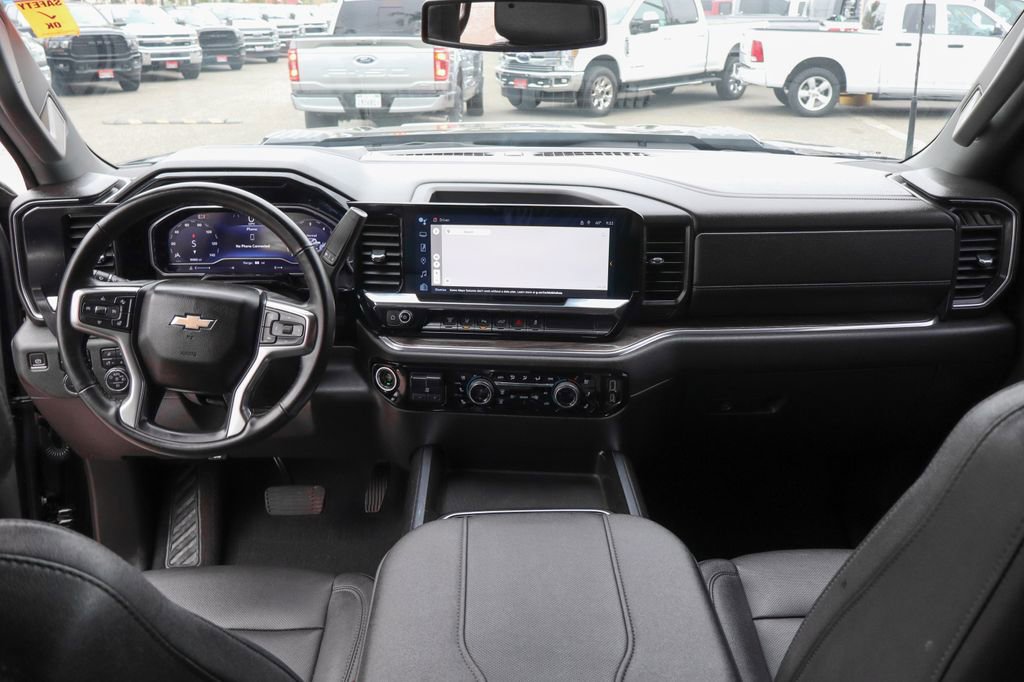 Used 2024 Chevrolet Silverado 3500 LTZ w/ LTZ Plus Package AWD/4WD image 30