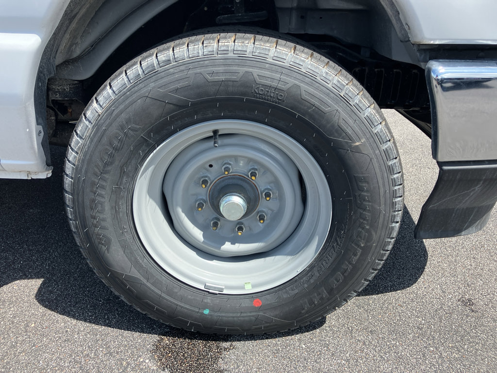 New 2026 Ford E-350 and Econoline 350 Super Duty w/ Power Equipment Group image 12