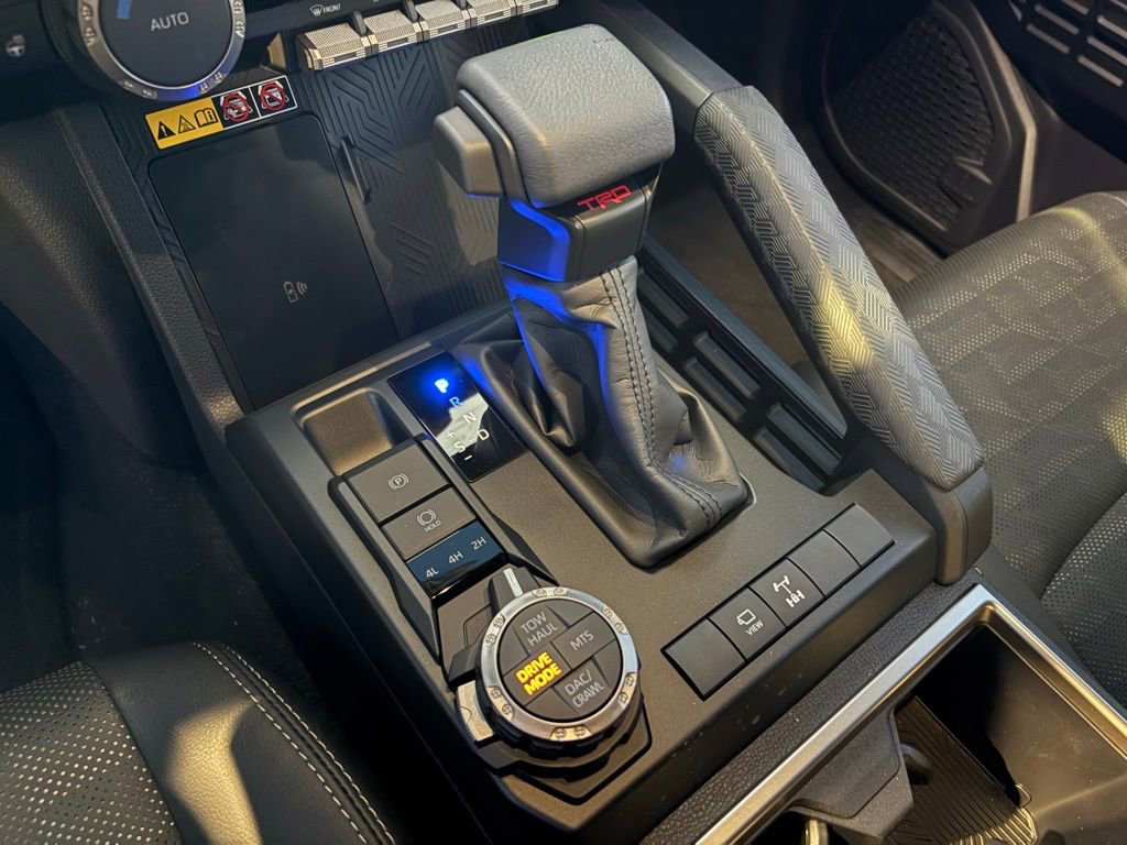 Used 2025 Toyota 4Runner TRD Off-Road Premium image 18