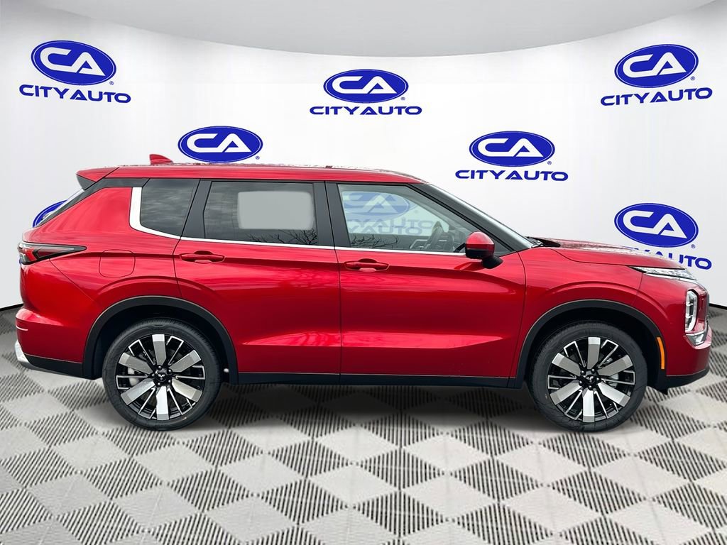New 2026 Mitsubishi Outlander SE AWD/4WD image 2