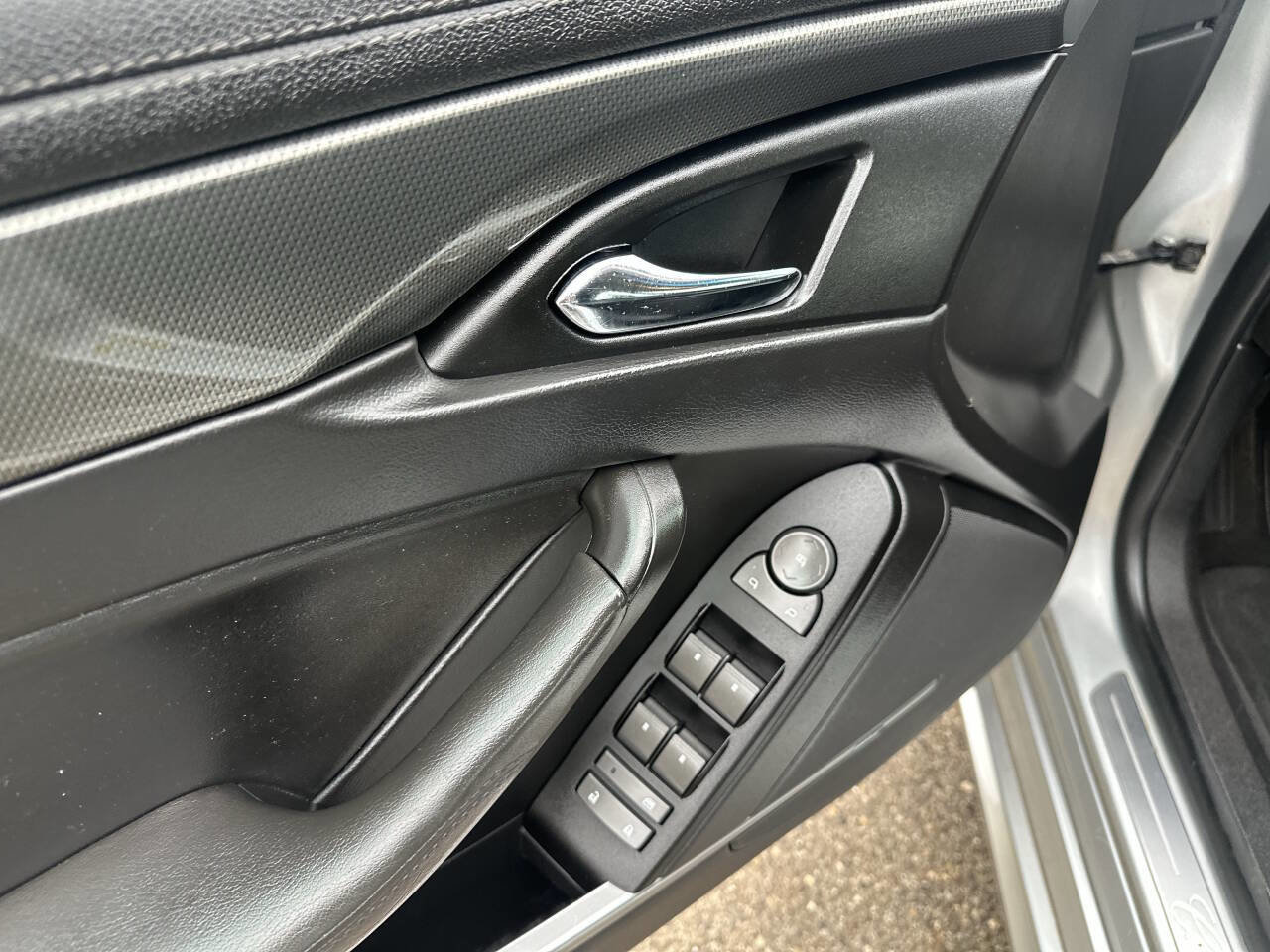 Used 2011 Cadillac CTS AWD Sedan image 16