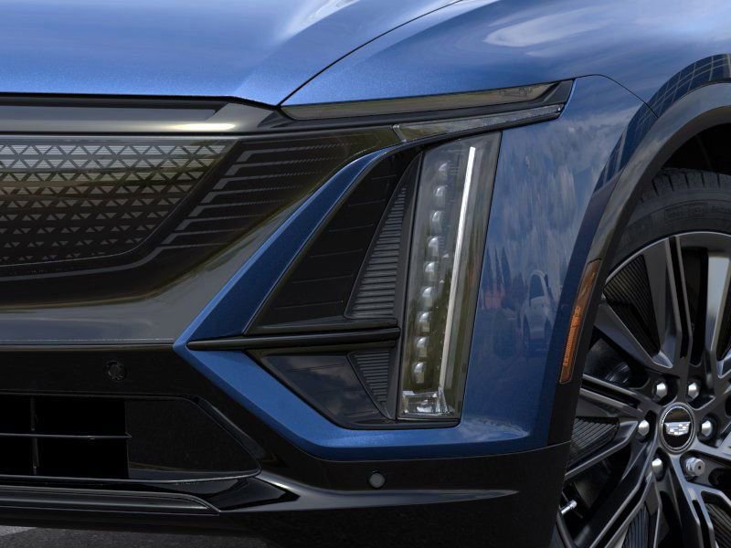New 2025 Cadillac Lyriq Sport image 11