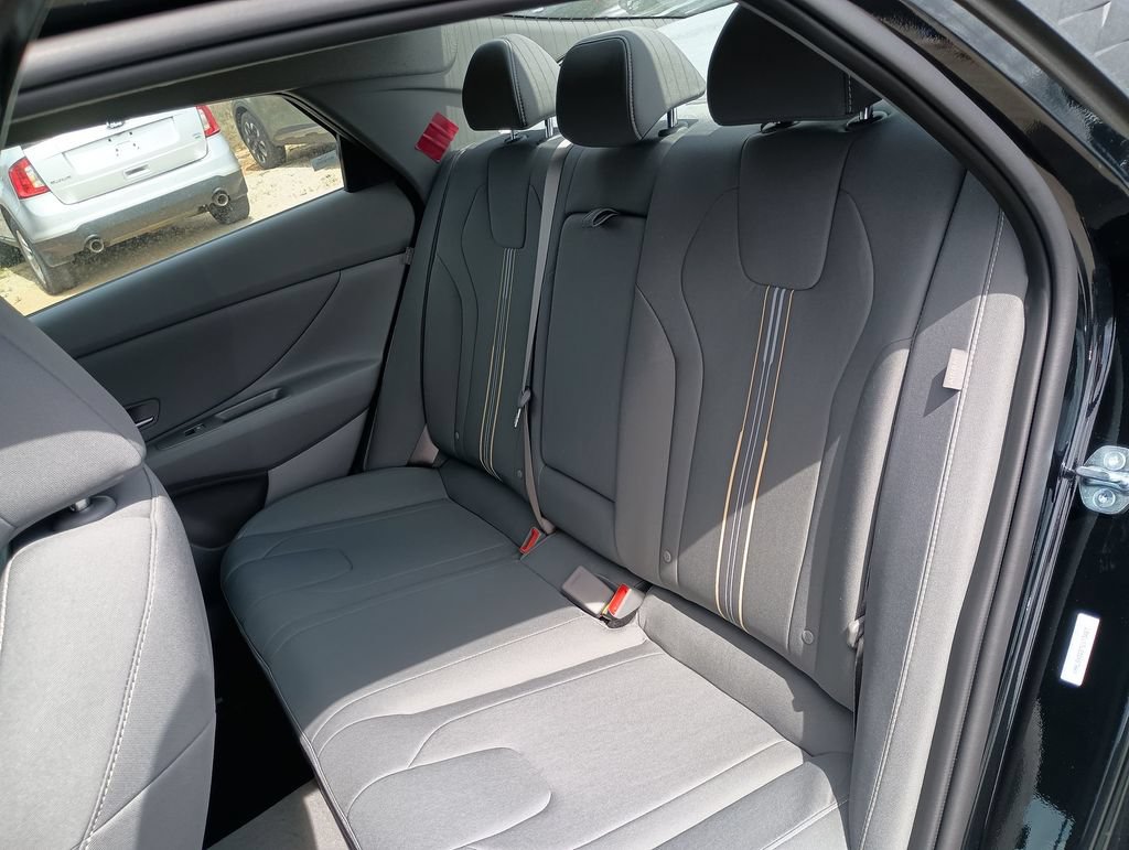New 2026 Hyundai Elantra SEL Sport Premium FWD image 29