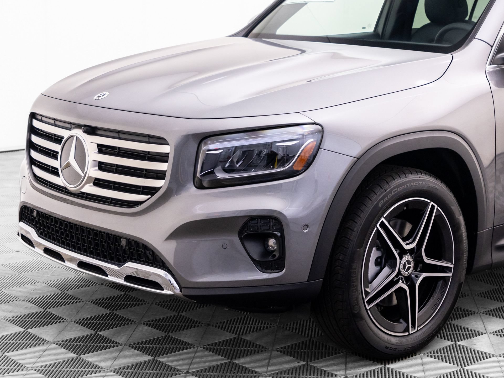 New 2026 Mercedes-Benz GLB 250 4MATIC image 33