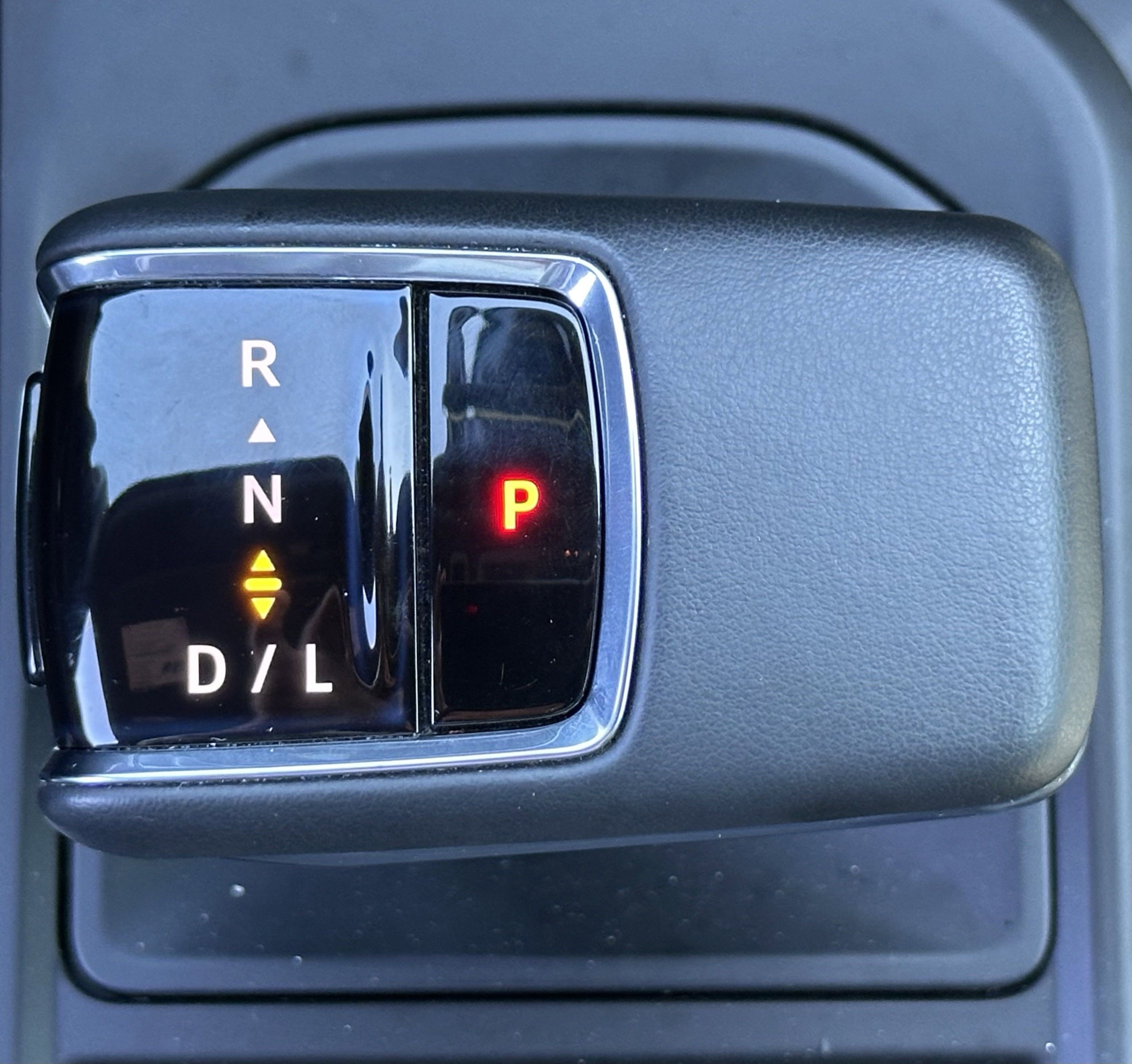 Used 2023 Chevrolet Silverado 1500 ZR2 image 31