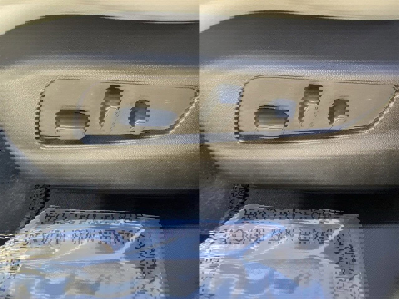 Certified 2023 Cadillac XT4 Premium Luxury image 21