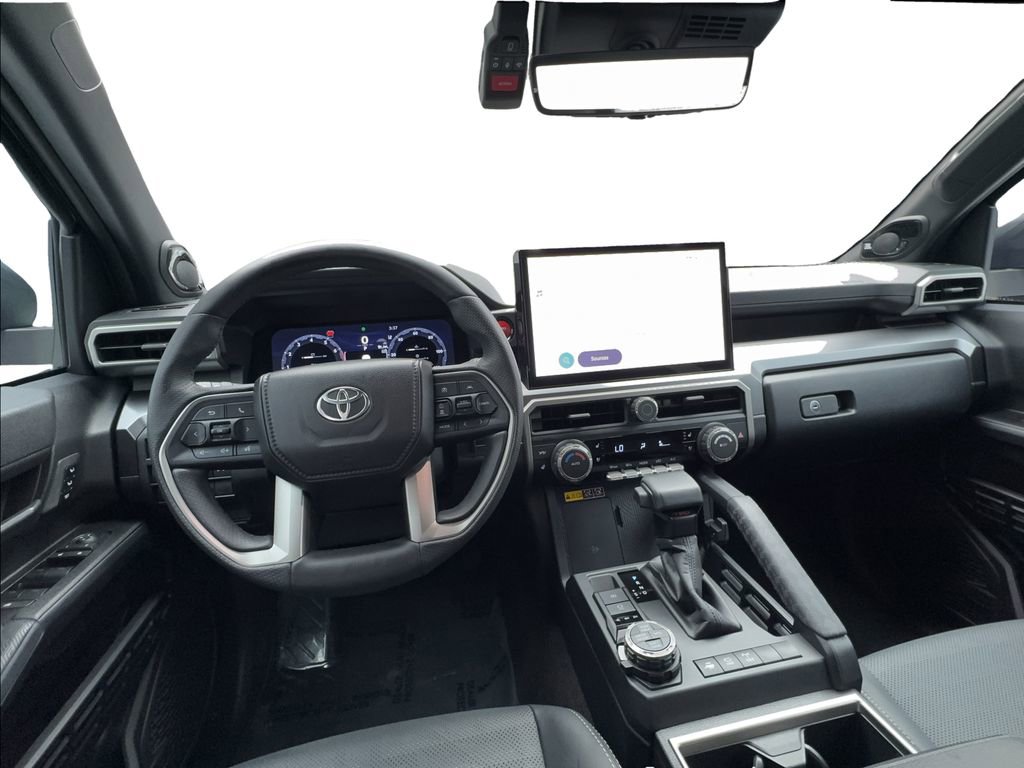 Used 2025 Toyota 4Runner TRD Off-Road Premium w/ Tow Technology Package AWD/4WD image 34