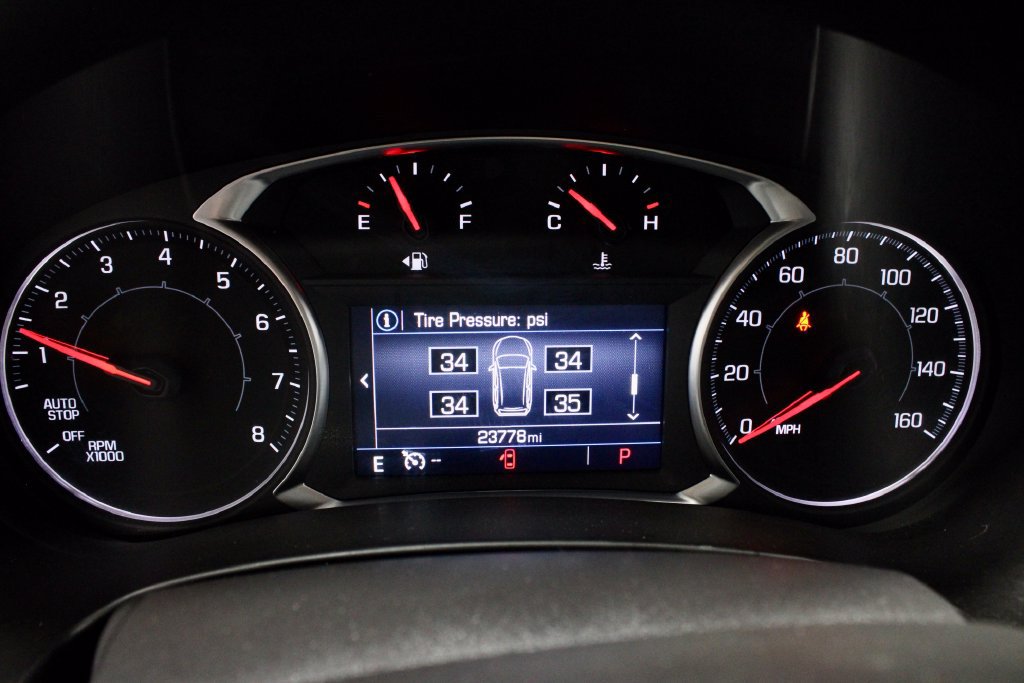 Used 2024 GMC Terrain SLE w/ Driver Convenience Package FWD image 29