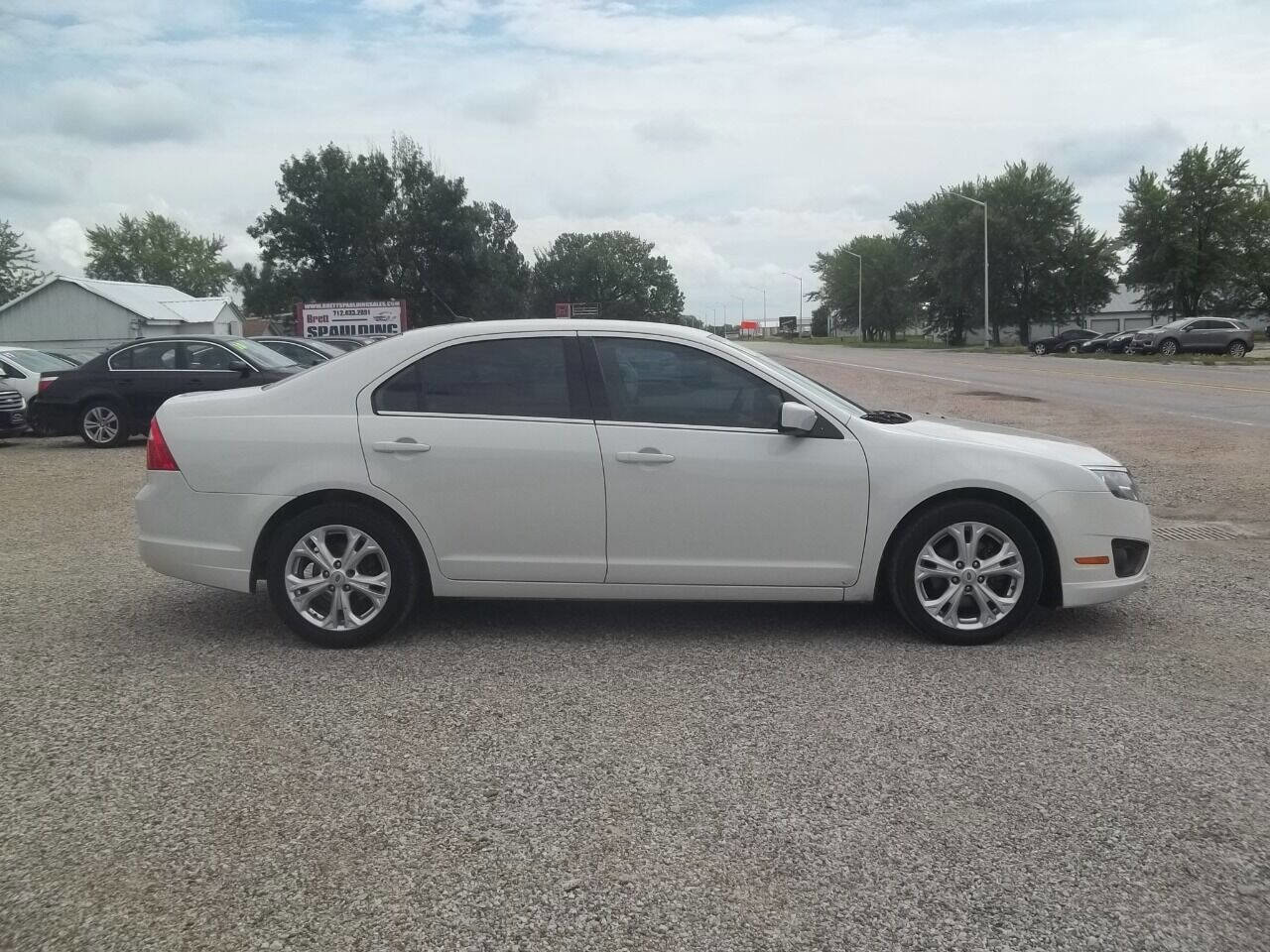 Used 2012 Ford Fusion SE image 1