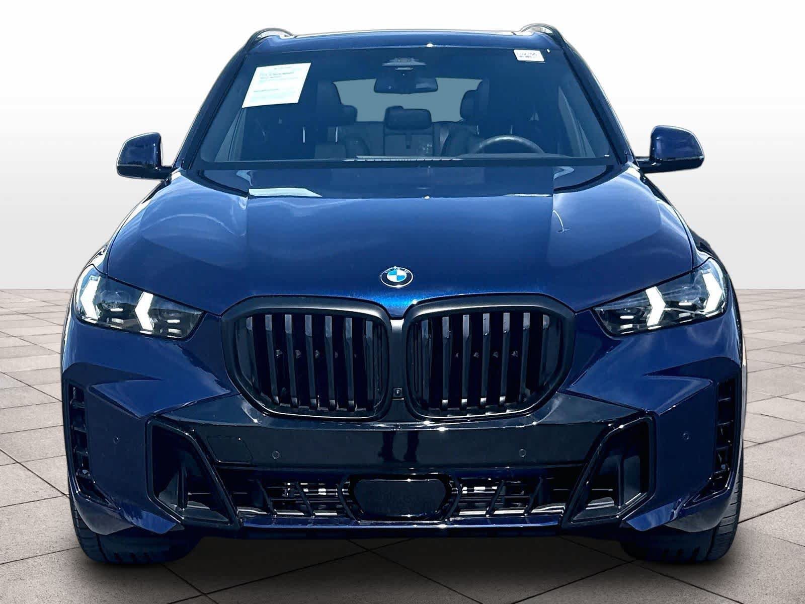 Used 2026 BMW X5 xDrive40i w/ M Sport Package AWD/4WD image 2