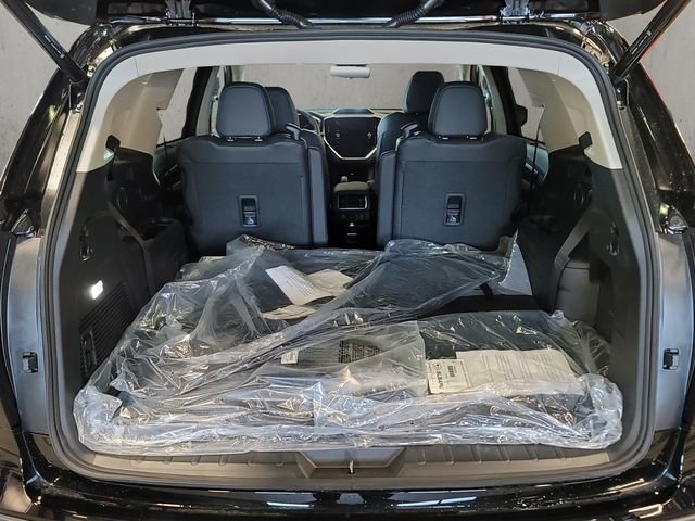 New 2026 Subaru Ascent Touring image 7