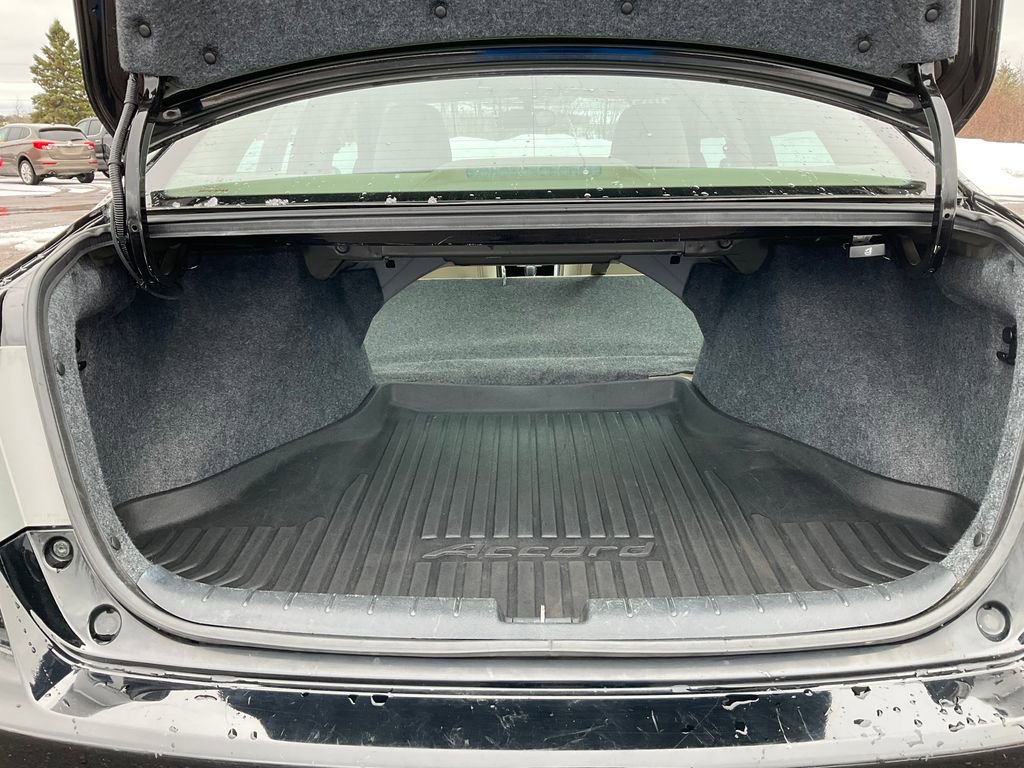 Used 2015 Honda Accord EX image 22
