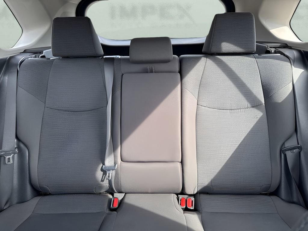 Used 2024 Toyota RAV4 LE image 10