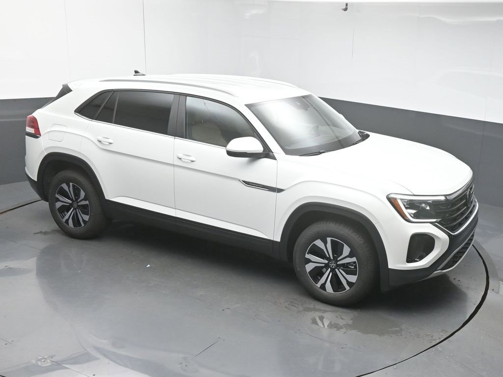 New 2026 Volkswagen Atlas Cross Sport SE image 42