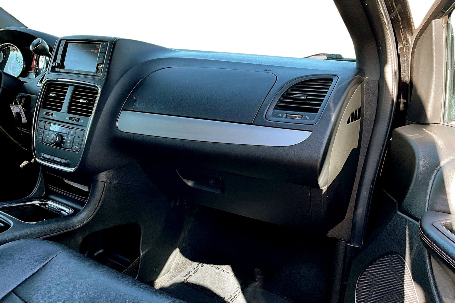 Used 2019 Dodge Grand Caravan GT image 16