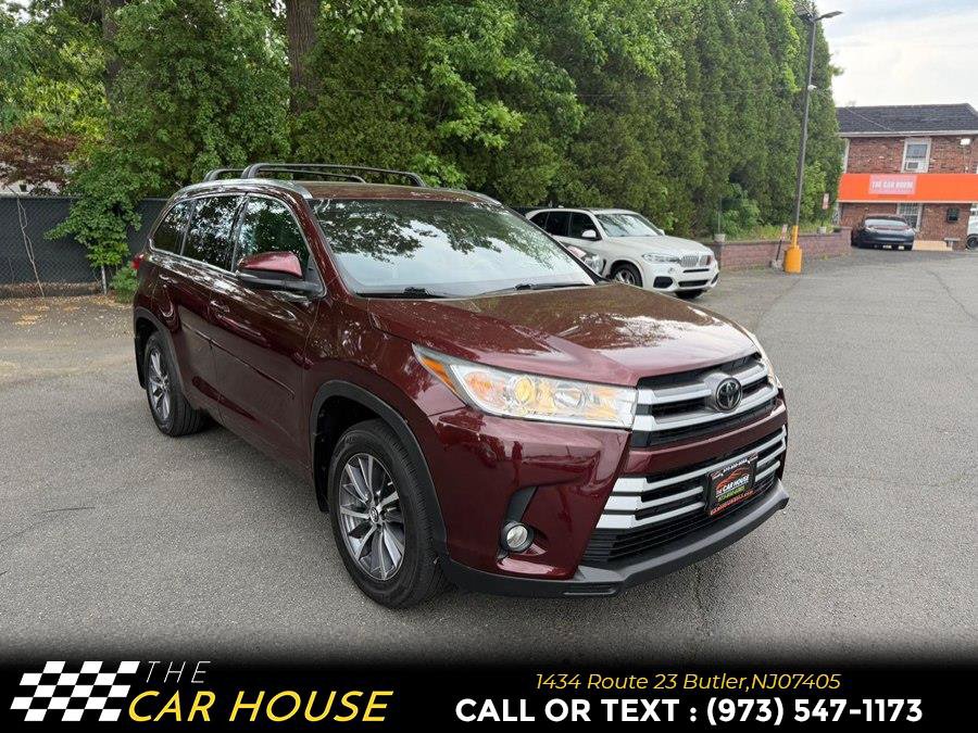 Used 2018 Toyota Highlander XLE w/ Protection Package #3 AWD/4WD image 11
