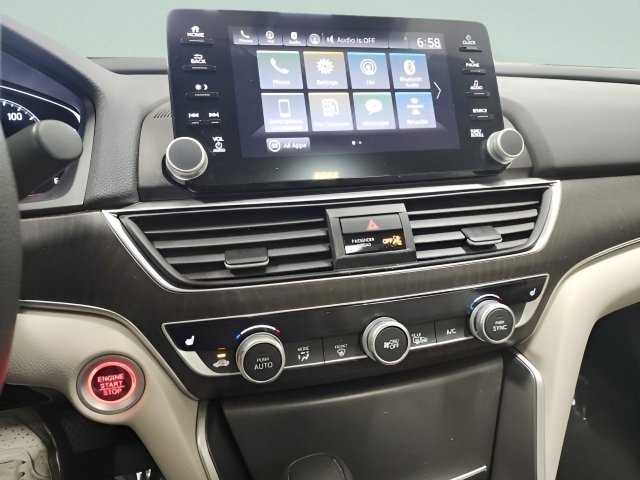 Certified 2018 Honda Accord EX image 31