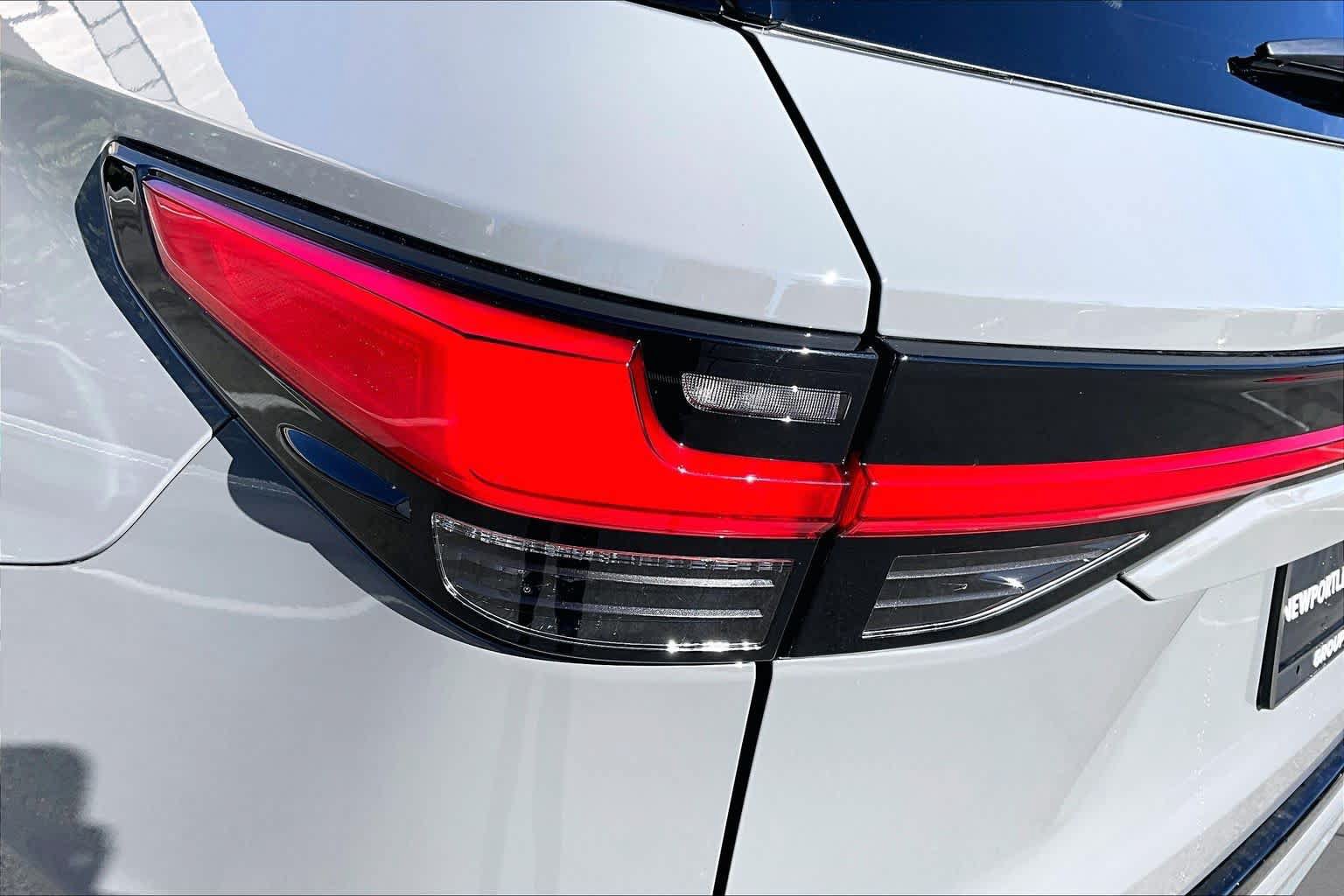 New 2026 Lexus TX 500h AWD w/ Technology Package image 12