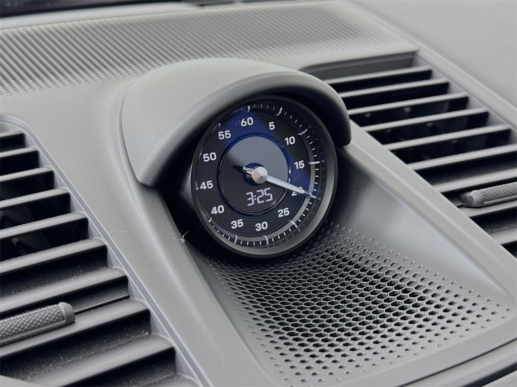 Certified 2025 Porsche Panamera GTS image 19