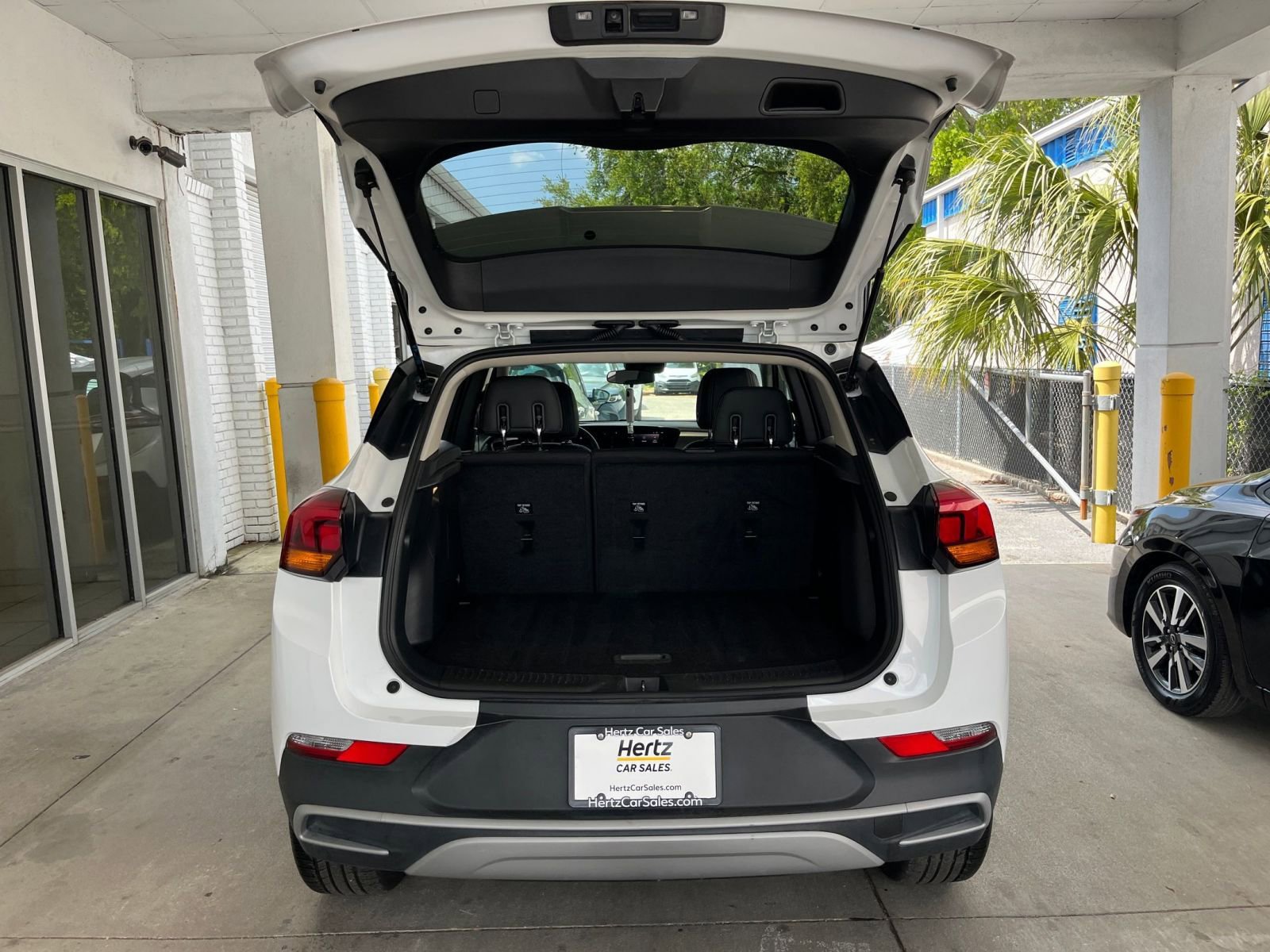 Used 2025 Buick Encore GX Preferred FWD image 31