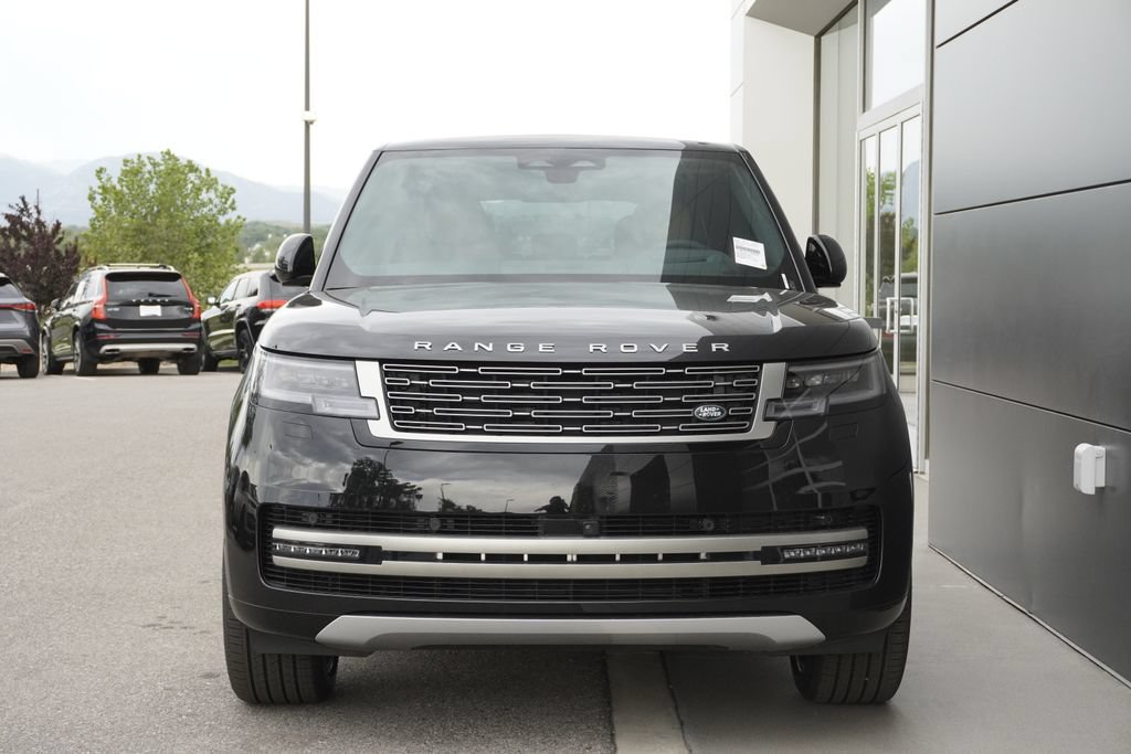 New 2026 Land Rover Range Rover Long Wheelbase SE AWD/4WD image 5