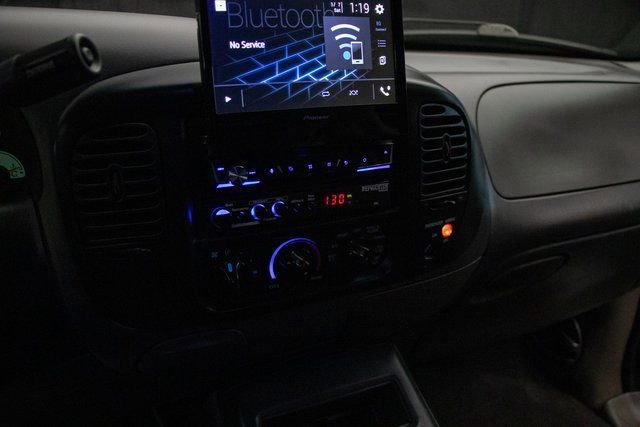 Used 2002 Ford F150 Lightning RWD image 26