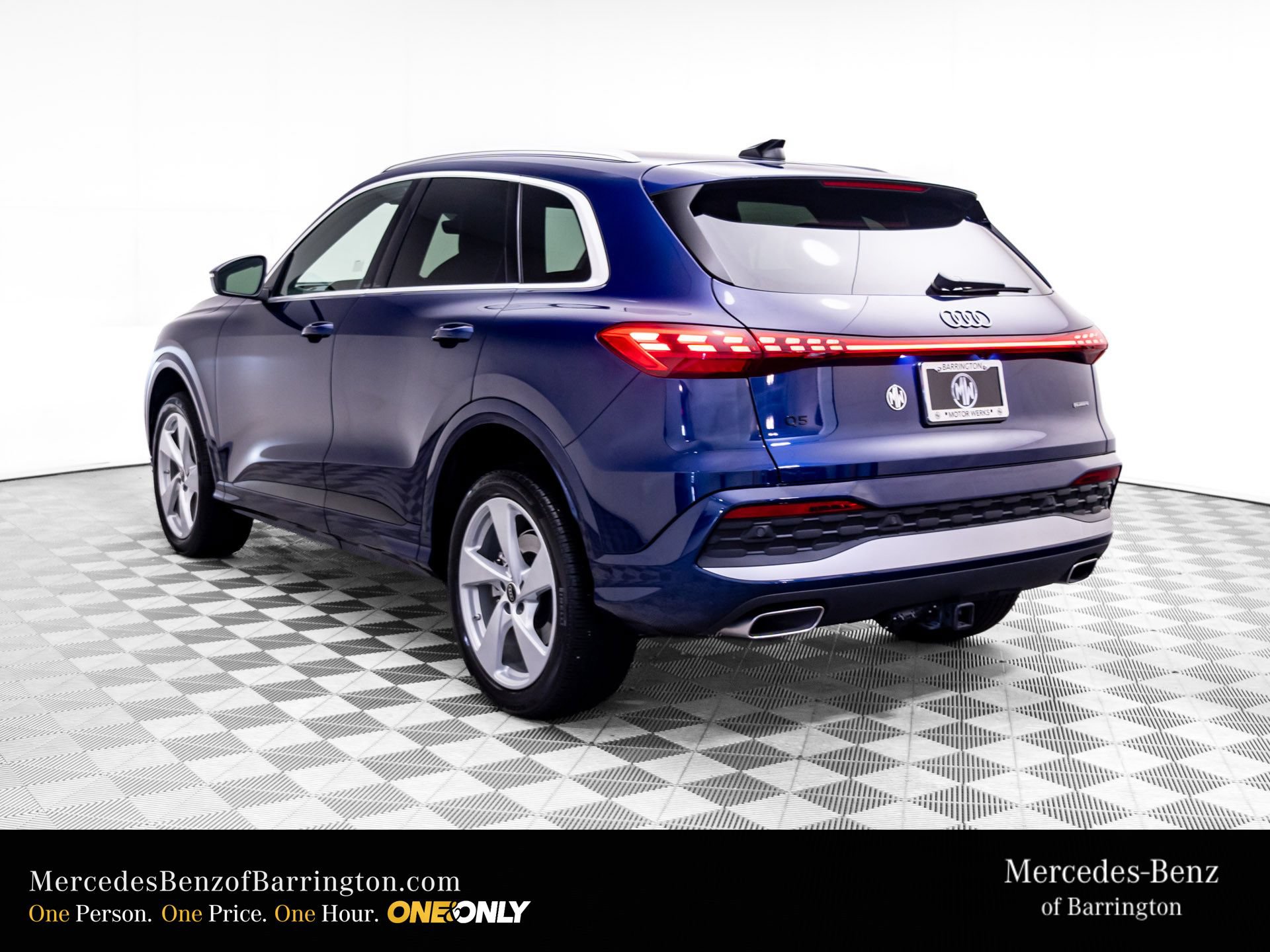 Used 2025 Audi Q5 Premium Plus AWD/4WD image 3