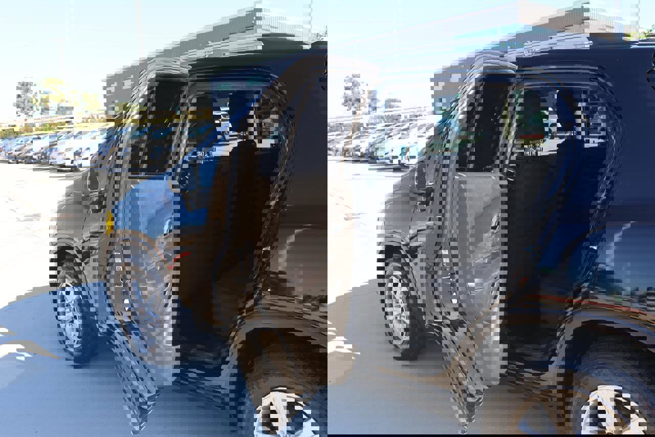 Used 2020 Chevrolet Trax LT image 18