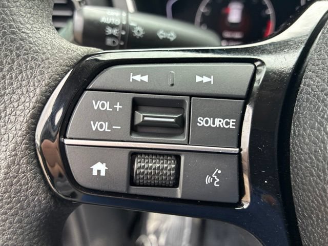 Used 2023 Honda Pilot LX image 30