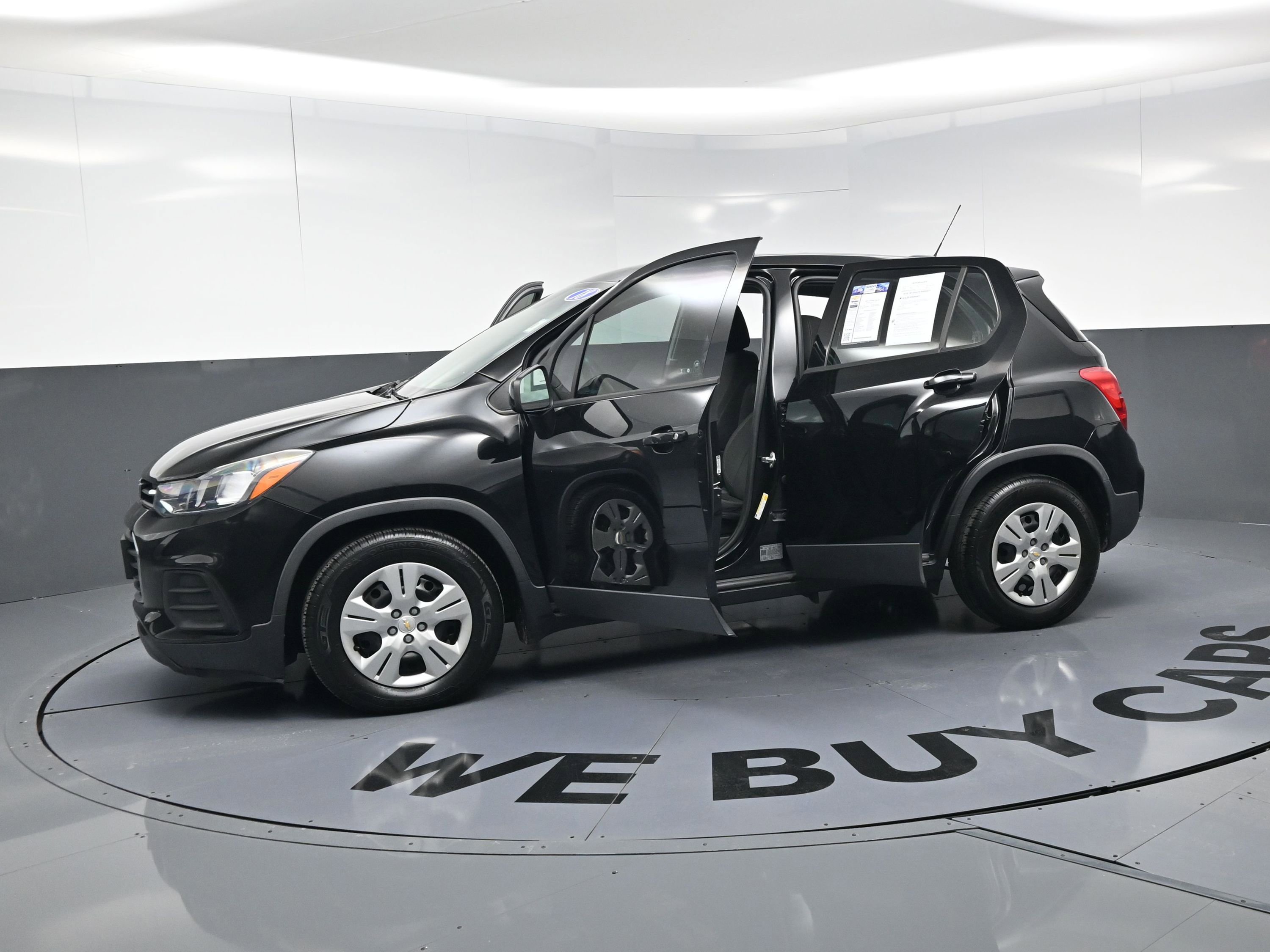 Used 2018 Chevrolet Trax LS image 20