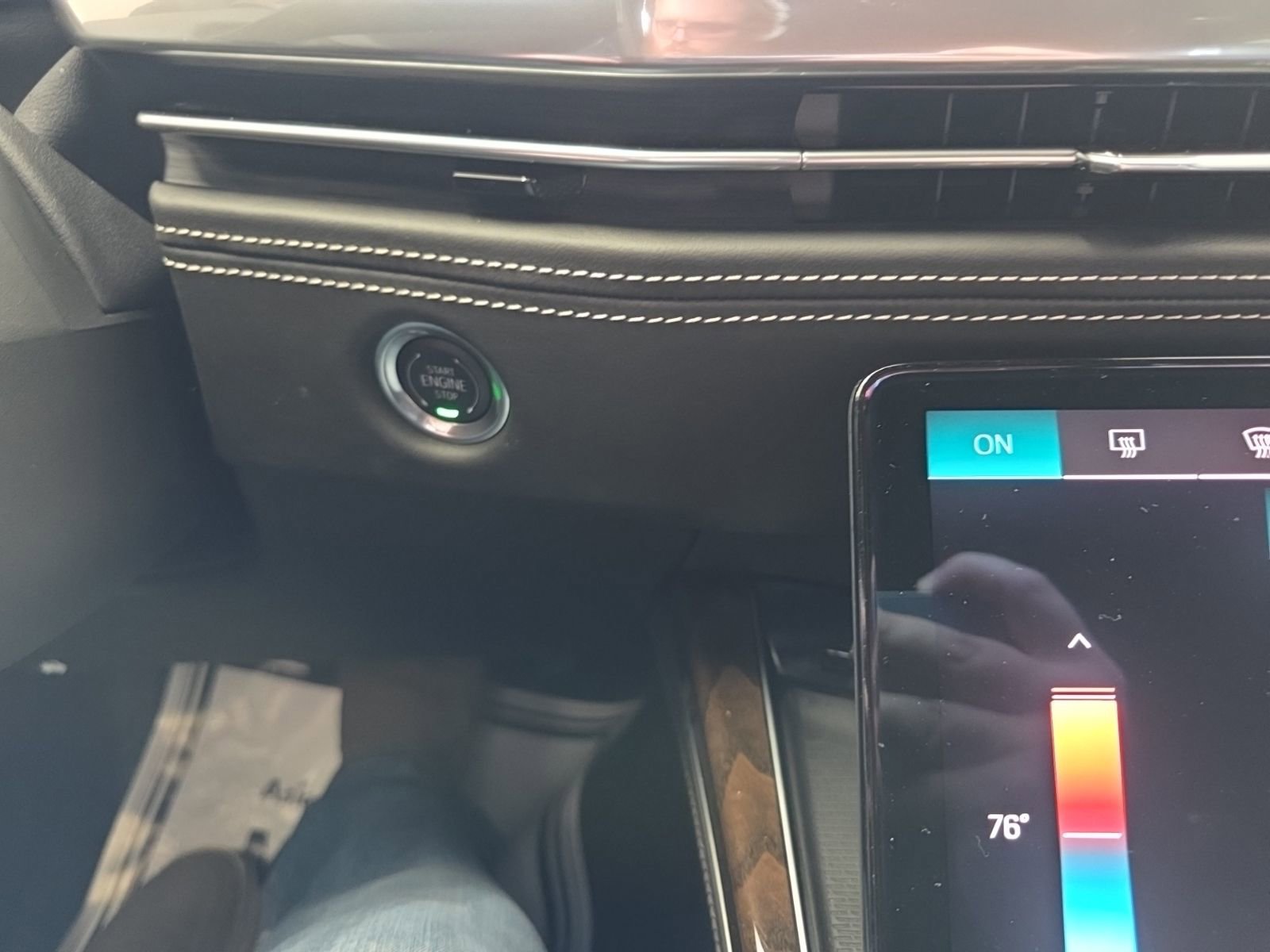 Used 2025 Cadillac Escalade Sport Platinum image 44