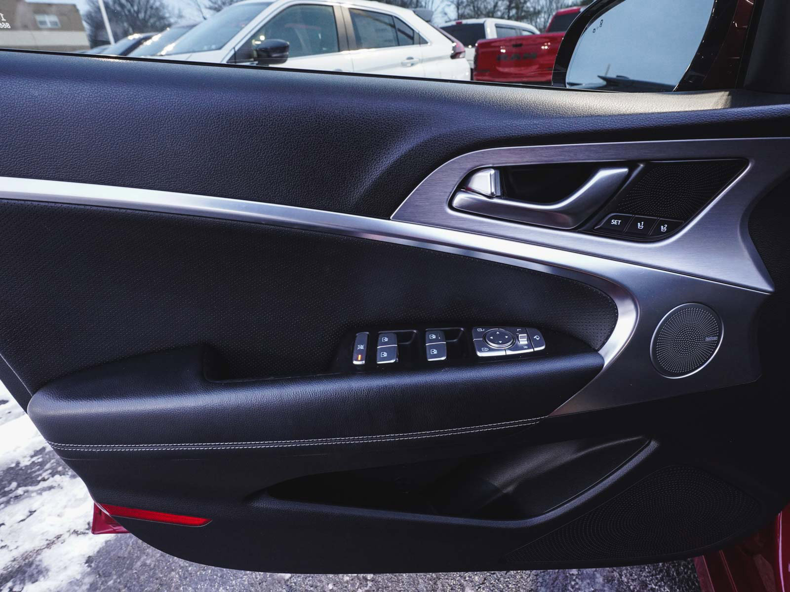 Used 2019 Genesis G70 2.0T Advanced w/ Elite Package image 9