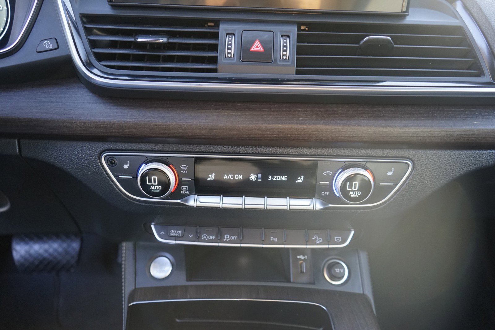 Used 2023 Audi Q5 2.0T Premium Plus w/ Premium Plus Package image 25