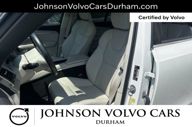 Used 2024 Volvo XC90 B5 Core w/ Protection Package Premier AWD/4WD image 9