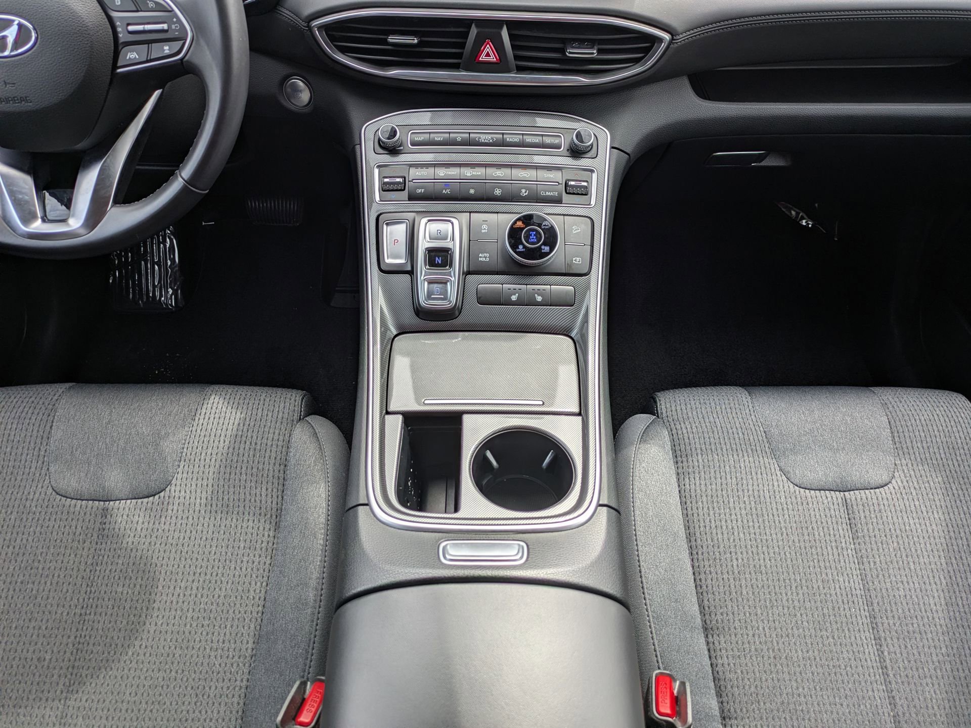 Used 2023 Hyundai Santa Fe SEL AWD/4WD image 19