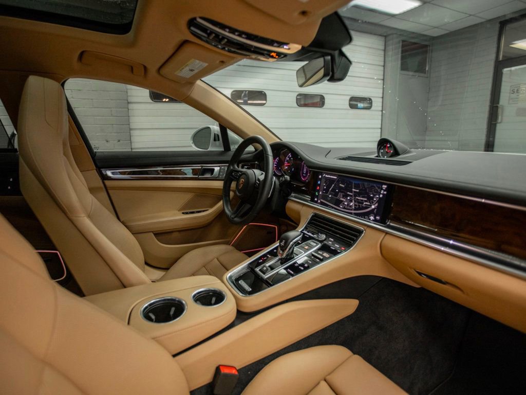 Used 2023 Porsche Panamera image 15