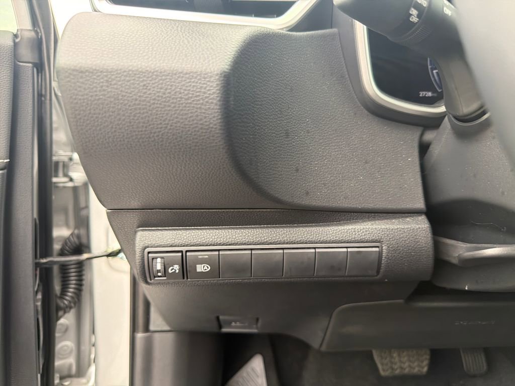 Used 2025 Toyota Corolla XSE FWD image 31