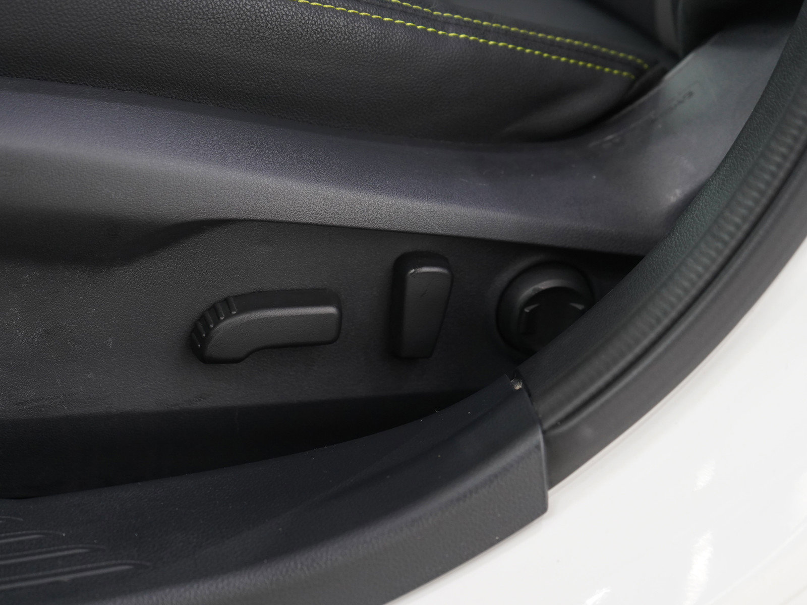 Used 2025 Subaru Outback Onyx Edition image 27