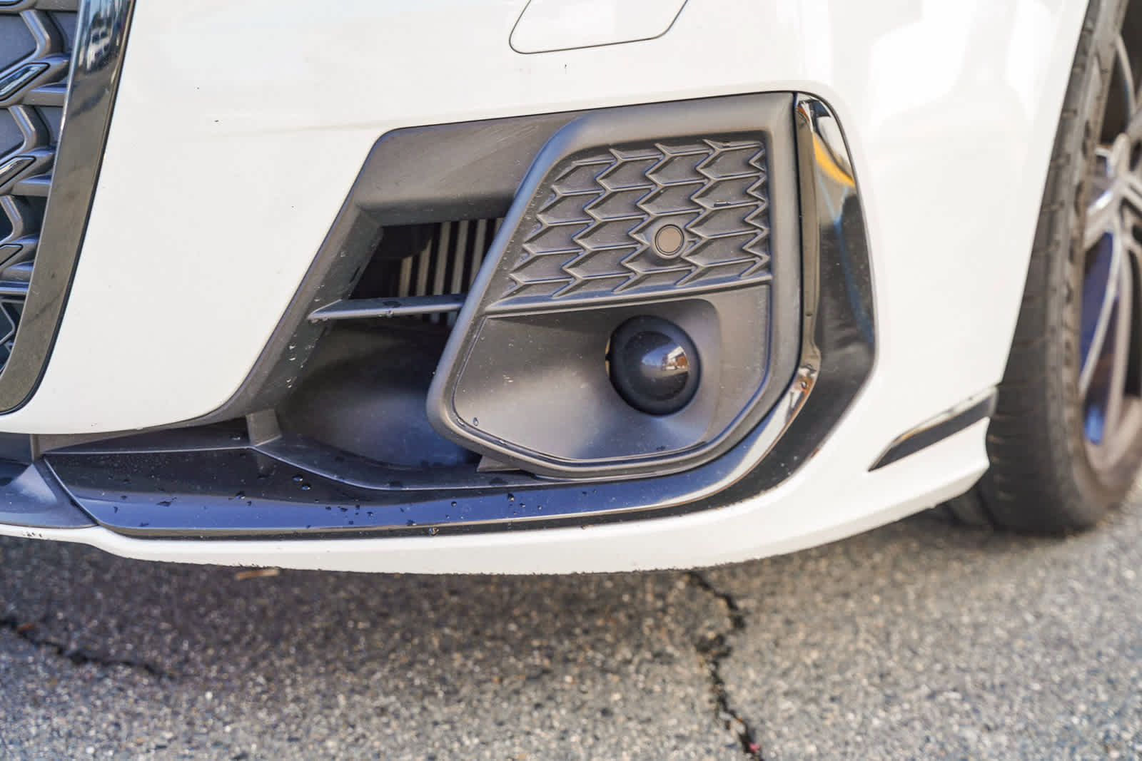 Used 2022 Audi S8 w/ S8 Comfort Plus Package image 3