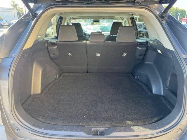 Used 2022 Toyota RAV4 XLE w/ Convenience Package AWD/4WD image 10