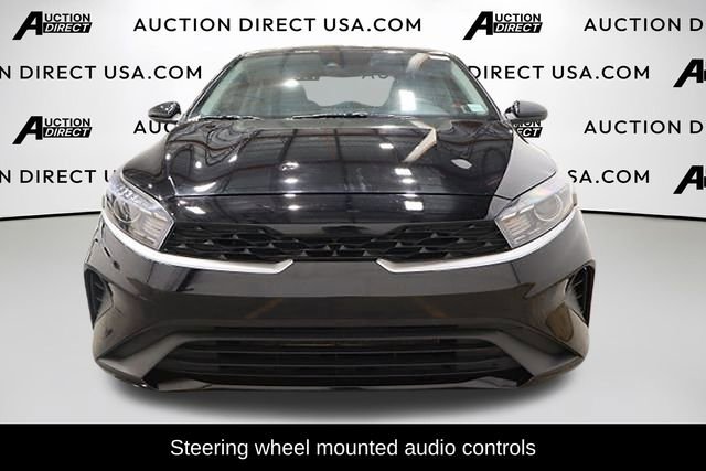 Used 2022 Kia Forte LXS video 3