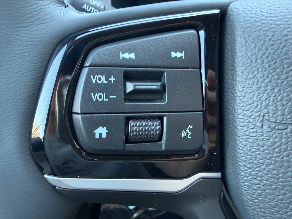 Used 2026 Honda Odyssey Touring image 21